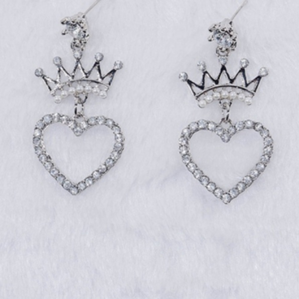 Crown earrings 3 for $15